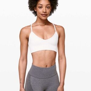 EUC Lululemon Ebb To Street Bra